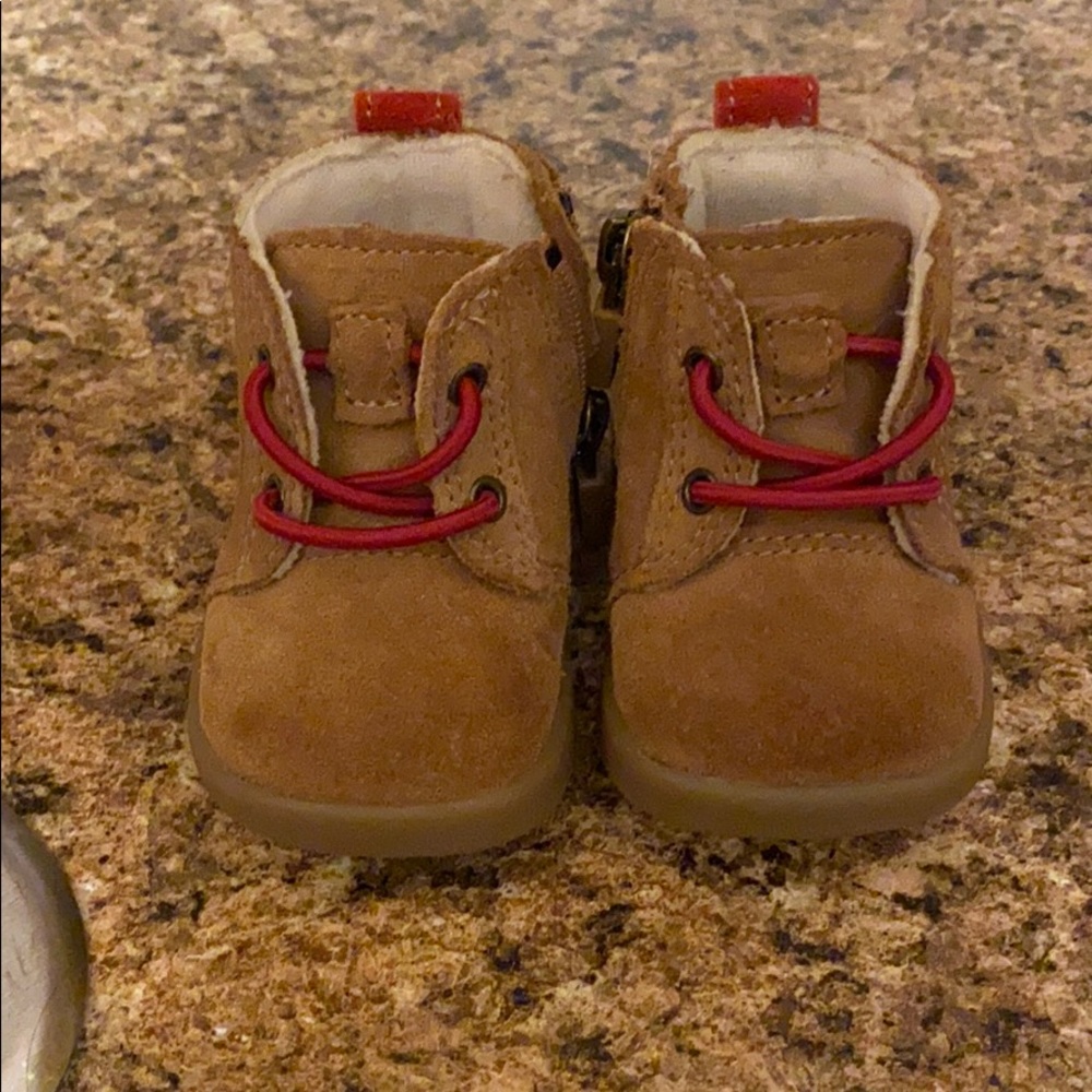 Infant ugg boots